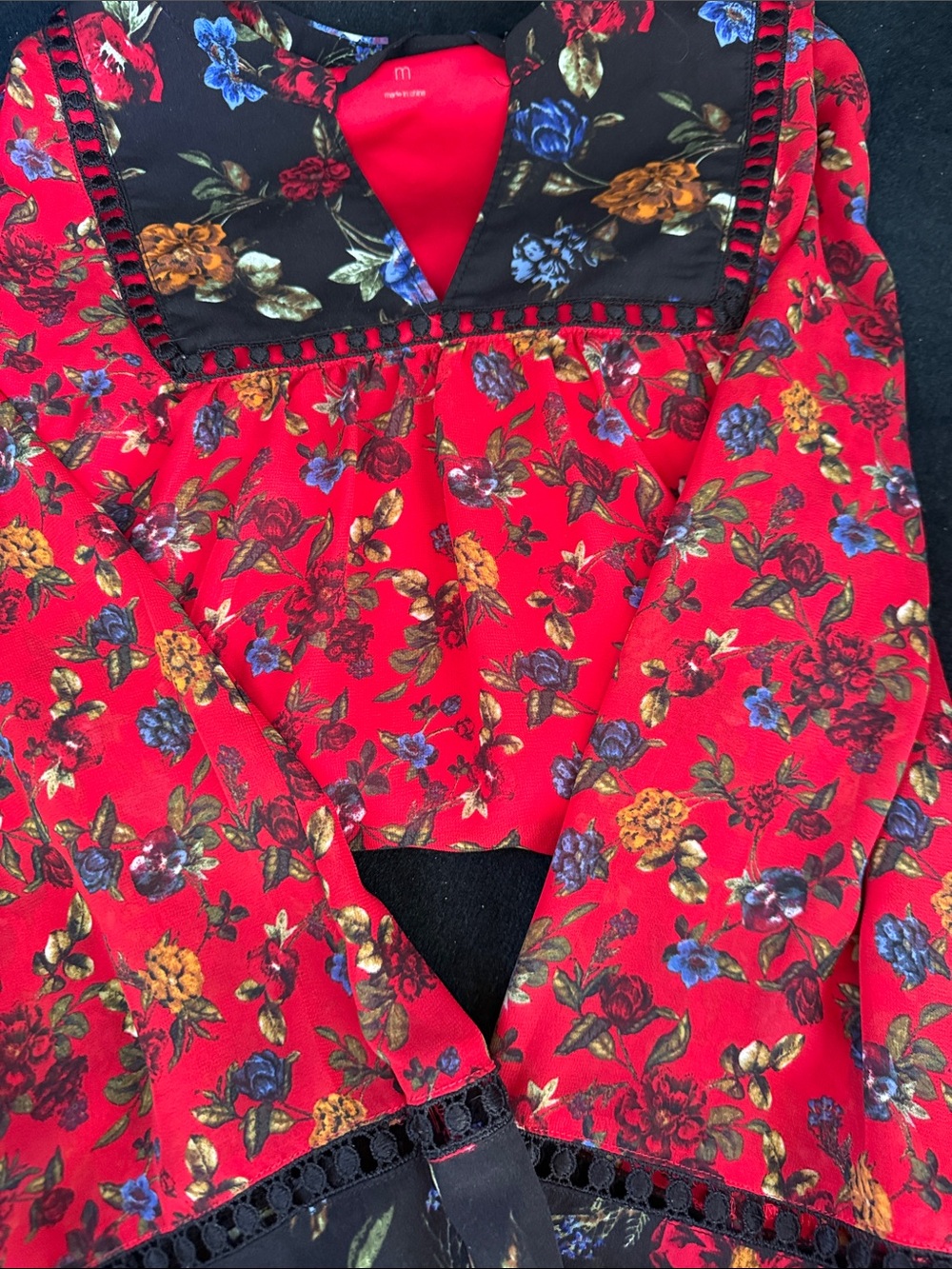 Kensie Red Floral V-Neck Blouse with Black Trim